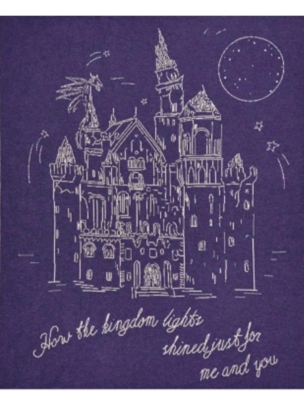Long live Taylor Swift Blnaket! RARE Castle Sketch Graphic Tee in Deep Purple
